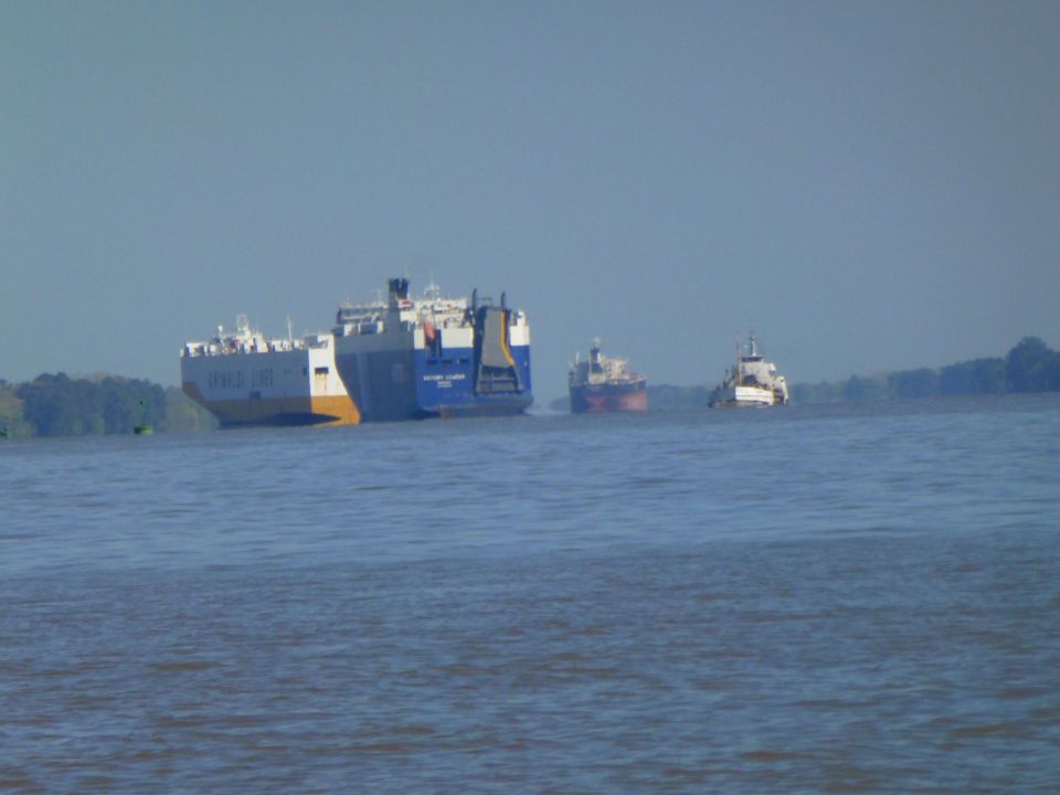 crossing the Parana