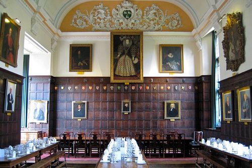 jesusdininghallqe1tablesset4x626sep09o