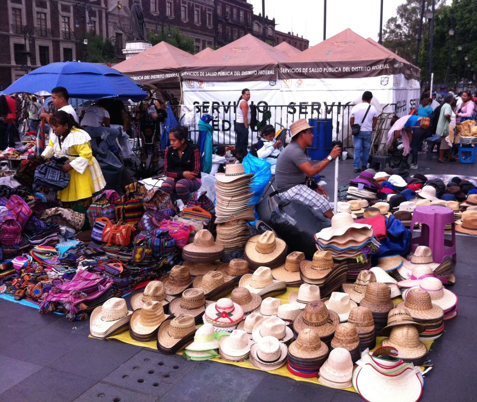 hat seller DF
