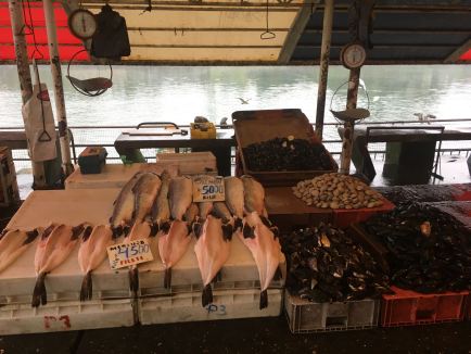 Valdivia fish stall